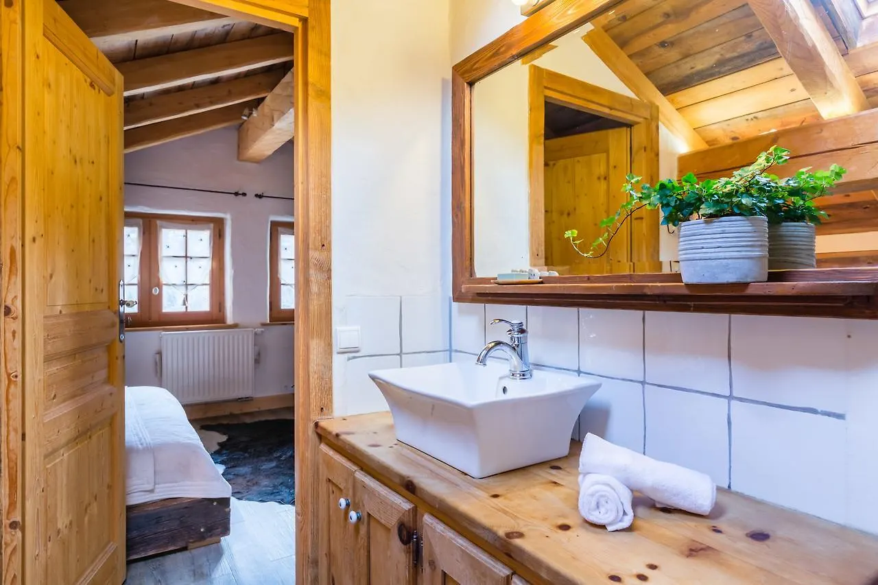 Le Chalezon Hotel Meribel Holiday home